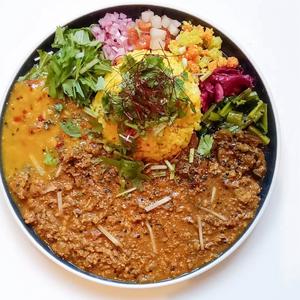 カリーナキーマ