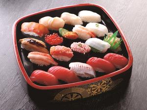 柿家すし １８貫盛り込み　特上