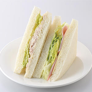 カフェ・ド・クリエ ツナハムミックス Tuna ＆ Ham Mix Sandwich