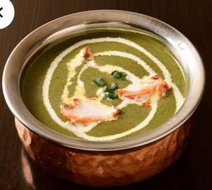ほうれん草カレーとチーズナン
