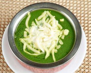 ほうれん草チーズカレー Saag Cheese Curry