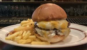 食べログコラボ ワイルドクラシックダブルジャックチーズバーガー(フライドポテト付)