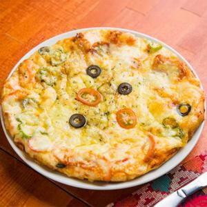 タンドリナンピザ(Tandoori nan pizza )