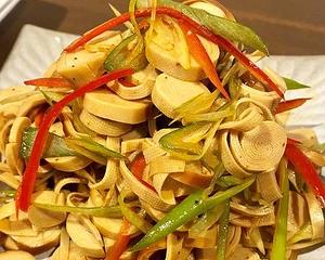 干し豆腐の中華和え(拌五香干豆腐)