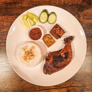 アヤムバカル Ayam Bakar