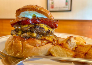 【アメリカ牛100%】ベーコンダブルチーズバーガー