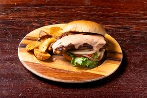 チキンバーガー