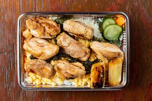 トリコの鶏照り焼き丼