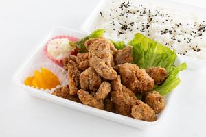 【ピリ辛ソース付】揚げホルモン弁当