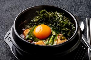 韓国カルビ丼とスンドゥブ 洞山 岩海苔スンドゥブ