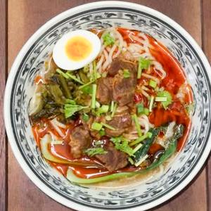 牛肉ラーメン 牛肉面