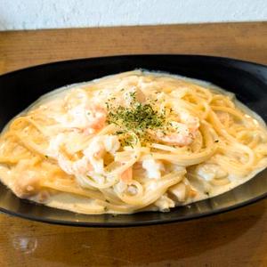 エビとホタテのクリームパスタ