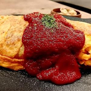 鉄板焼き屋の昭和オムライス
