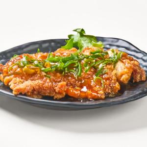 若鶏の1枚揚げ(油淋鶏)
