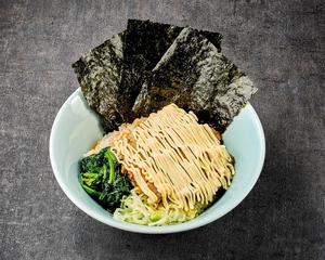 マヨチャーシュー丼(チャーシュー3枚・薬味ネギ・ホウレン草・ノリ3枚・マヨ)