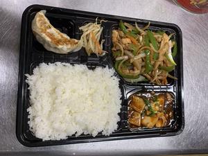 青椒肉絲弁当