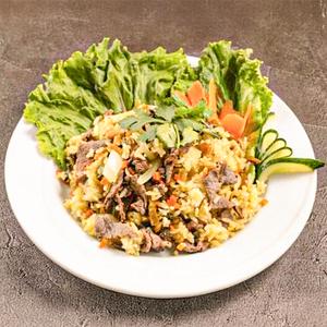 20高菜と牛肉のチャーハン/com rang dua bo