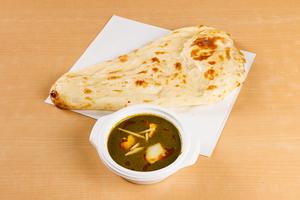 サグアルセット - Saag Aloo Set