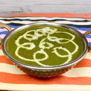 ほうれん草チキンカレーSpinach curry