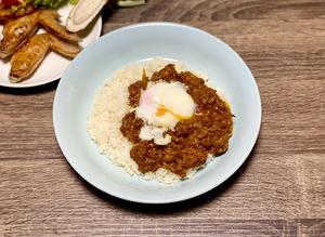 温玉キーマカレー