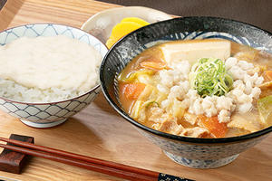 背脂マシ豚汁とろろごはん定食