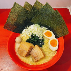 【当店人気No.1！】 赤盛りラーメン