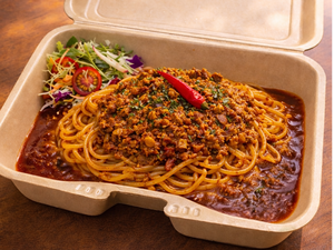 辛いスパイシーカレーミートパスタ