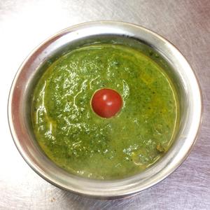 Saag chicken ほれんそチキンカレー