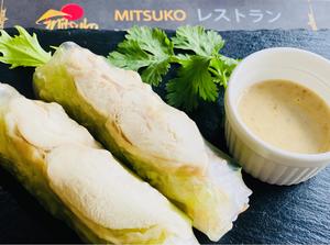 ゴイクオン3本(蒸し鶏と野菜の生春巻き)  Gi cun g hp 3 cun