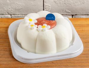 <ジェラートケーキ>フレッシュミルク×完熟イチゴソルベ