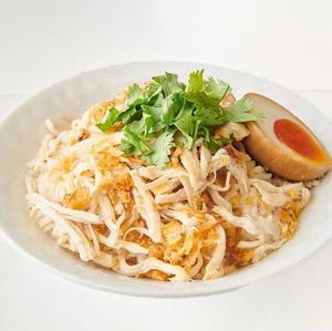 鶏肉飯(パクチーあり)