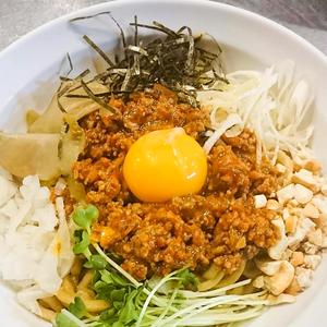 ピリ辛挽き肉のまぜそば