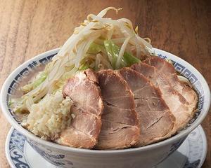 背脂油チャーシューメンマシマシ Lard Soy Sauce Ramen Noodles with Roast Pork Fillet (XL)