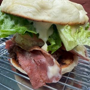 横綱ベーコンバーガー
