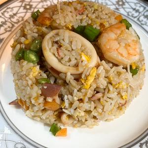 シーフード炒飯