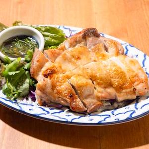 ガイヤーン 鶏もも肉のスパイシーロースト