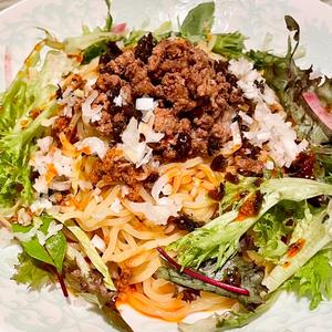 冷やし汁なし担々麺