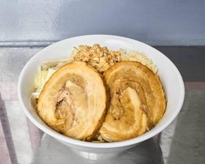 G系 小ラーメン豚二枚 麺150g