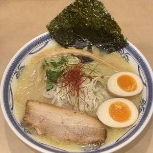 鶏白湯味玉ラーメン