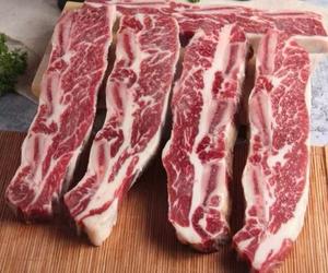 国産牛スペアリブ(焼肉用カット、骨付)950g-1050g