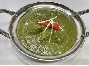 ほうれん草マトンカレーHorenso Mutton Curry