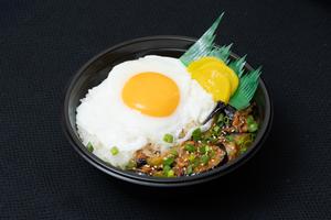 幸せ麻婆茄子丼