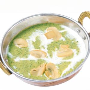 サグマッシュルームカレー  Sag Mushroom Curry