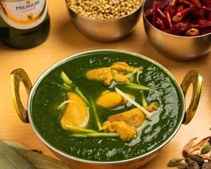 ほうれん草チキンカレー/Chicken Sag Curry