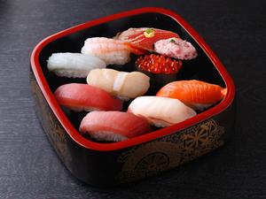 柿家すし なごやか盛り込み(1人前/10貫～)