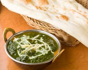 ほうれん草チキンカレーSpinach Chicken Curry