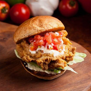 チキンサルサバーガー Chicken Salsa Burger