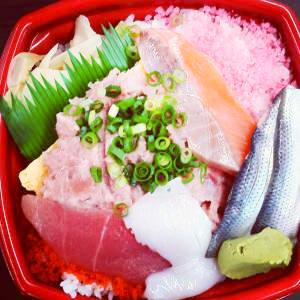 丼丸 まんぷく丼(ご飯大盛り無料)