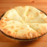 チーズナン Cheese Nan