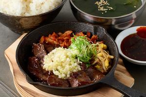 ネギ塩ハラミ焼肉定食 Green Onion Salt Harami Yakiniku Set Meal